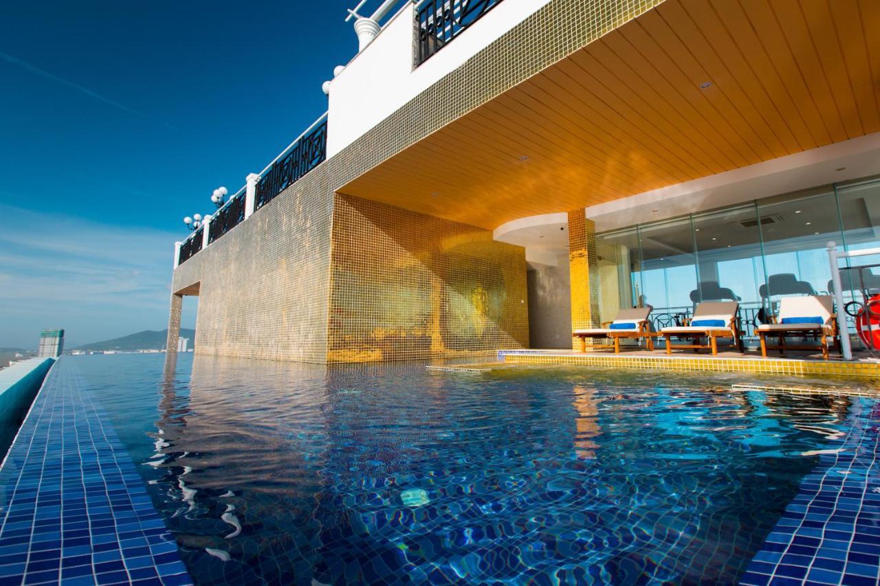 Fivitel Da Nang Hotel Exterior photo